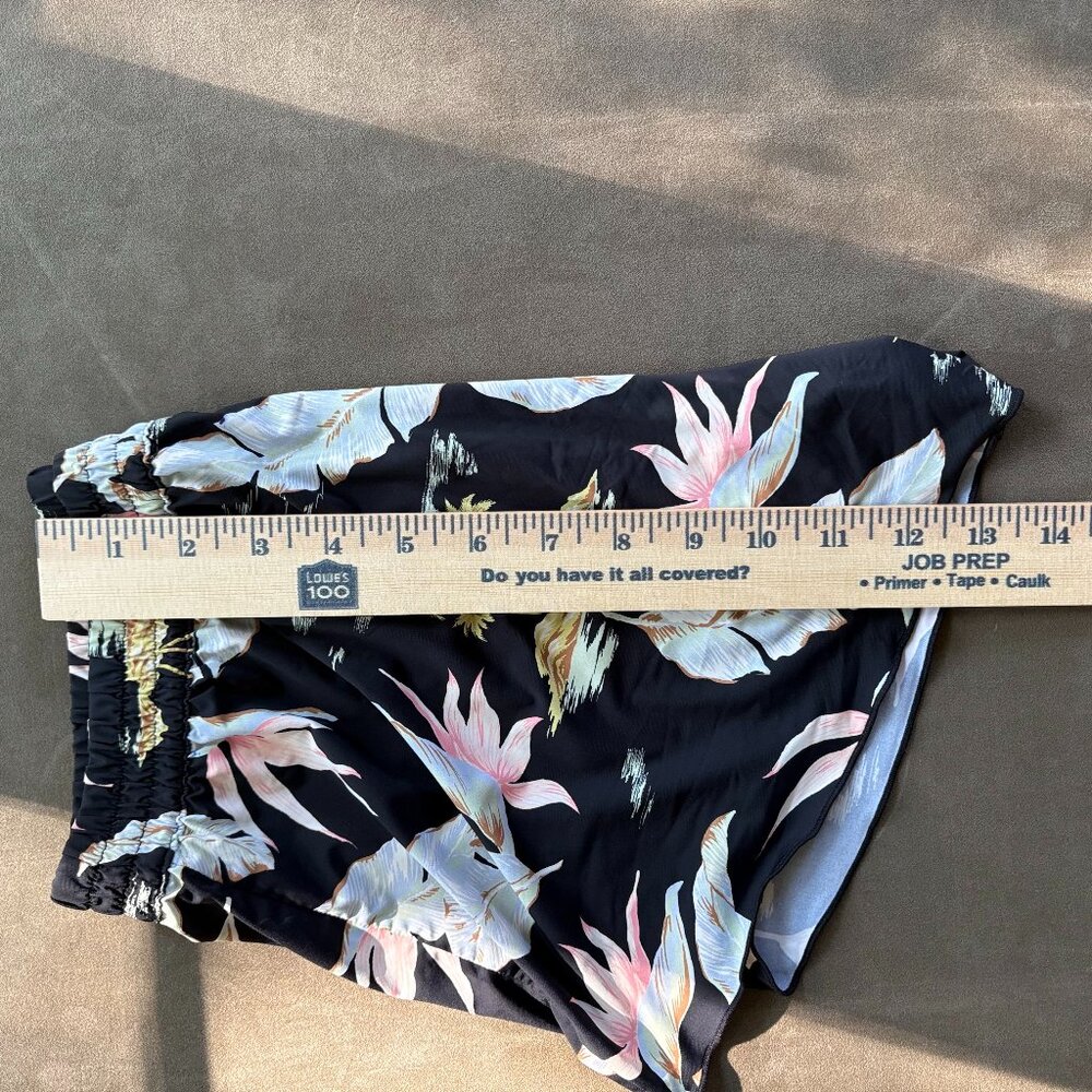 Billibong Floral Swim Shorts Women's Small Beach Fishing Sun Protection - Picture 5 of 6